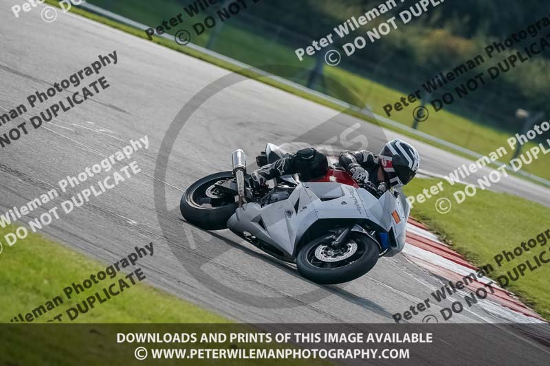 donington no limits trackday;donington park photographs;donington trackday photographs;no limits trackdays;peter wileman photography;trackday digital images;trackday photos